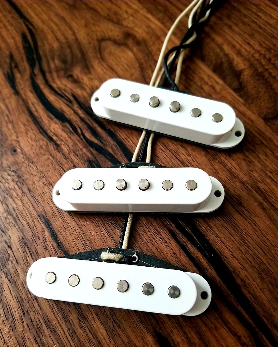 Home 207 modern stratocaster